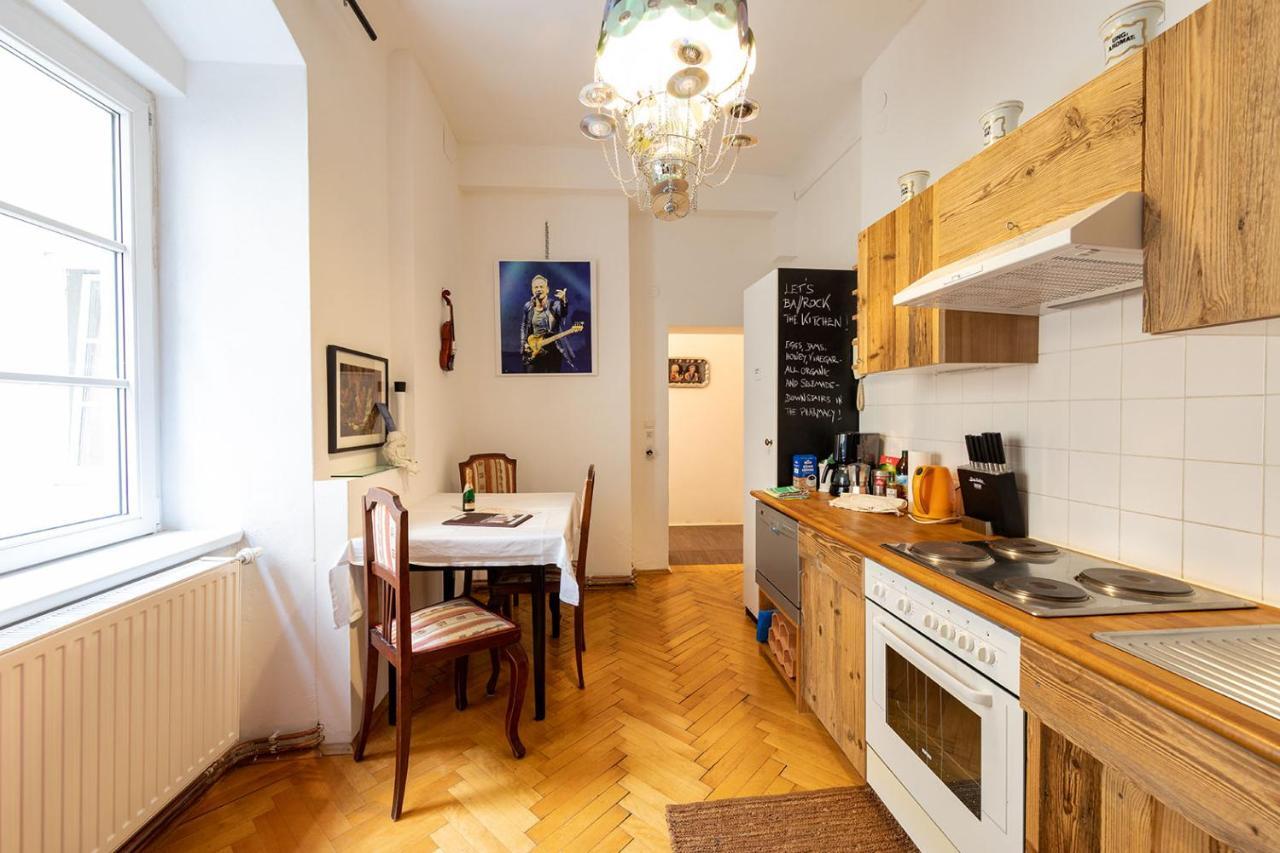 Ba//Rock-Appartement Graz Exterior photo